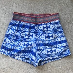 Tribal wasteband flowy shorts
